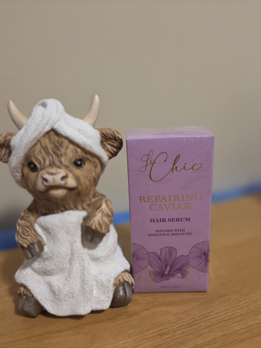 Le Chic Repairing Caviar Hair Serum - Lavender Purple